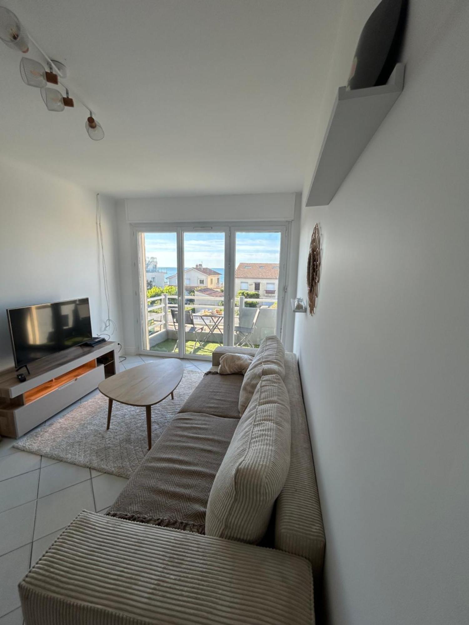 Appartement Traversant Vue Mer Et Etang Mauguio Exterior photo